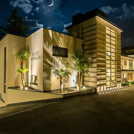 Haus Gregori Aparthotel 4*