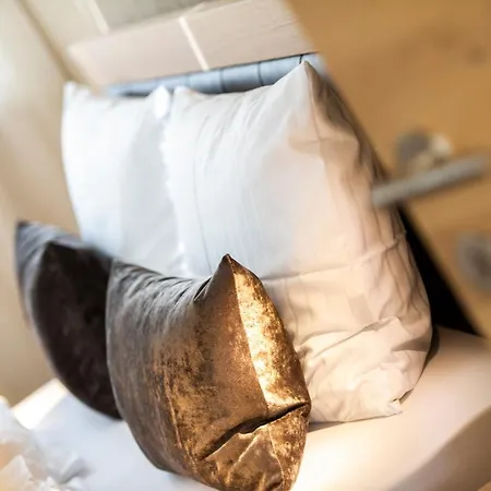 Haus Gregori Aparthotel 4*